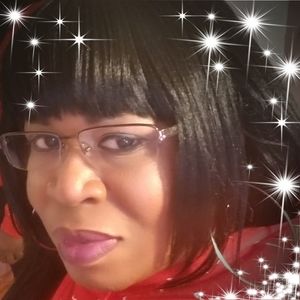 Meet your Posher, Violette